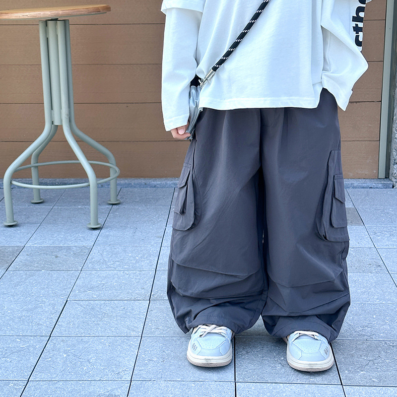 Loose Workwear In Dark Gray